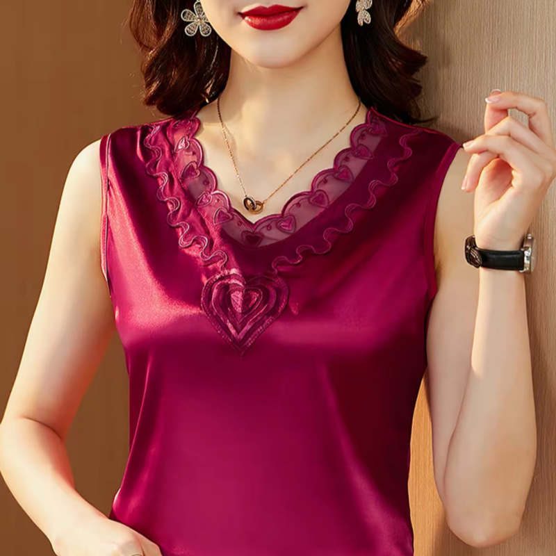 [Cross-Border Exclusive] High-Quality V-Neck Embroidered Vest for Layering or Wearing Alone, Summer Satin Sleeveless Top