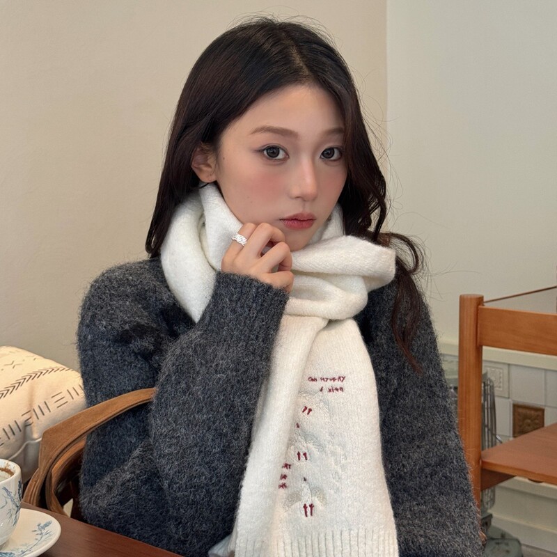 韩国订单2025新款羊毛混纺刺绣围巾秋冬季女纯色针织韩版学生百搭|undefined