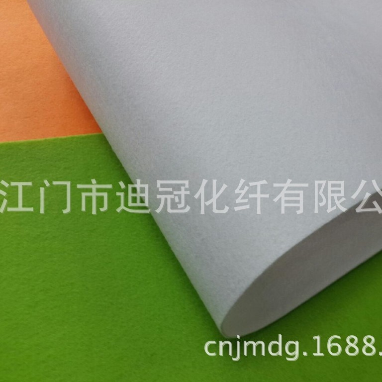 大量现货1mm白色毛毡布手工diy不织布戟绒针刺棉无纺布 毛毡布