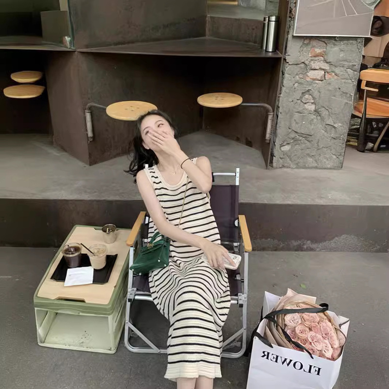 Sleeveless Stripesd Knitwear Dress Women's Loose Long Skirt Slit Round Neck 2025 Summer Slimming Look Versatile Top