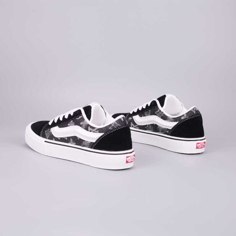 Classic Spring Couple Sneakers, Retro Trendy Casual Shoes, Versatile Thick Tongue Bread Shoes, Student Breathable Sports Shoes Classic Spring Couple Sneakers, Retro Trendy Casual Shoes, Versatile Thick Tongue Bread Shoes, Student Breathable Sports Shoes