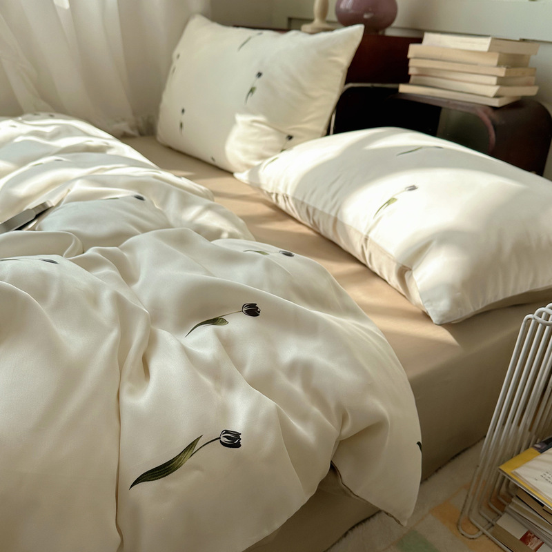 2026 Spring/Summer Skin-Friendly Ice Silk Four-Piece Bedding Set with Cooling Feel, Bed Sheets and Quilt Covers, Fresh Style Dormitory Three-Piece Set