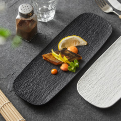 つや消しの長方形の皿の陶磁器の長い皿の高級感のお菓子の皿の洋食の皿の日本式の創意の寿司の皿