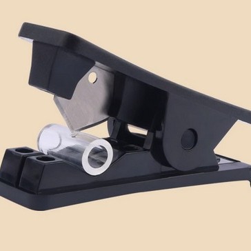 Fabricante de Ningbo suministra cuchilla triangular no estándar cuchilla de tubo de plástico cortado