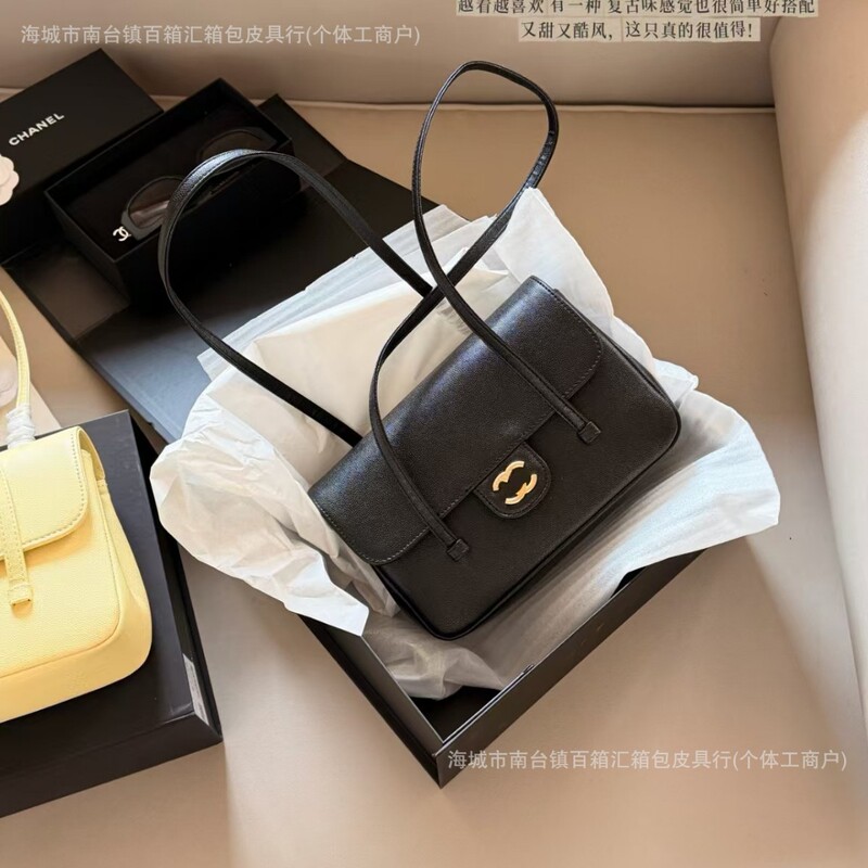 2026 New Style Chanel-Inspired 26P Leather Flap Bag for Women, High-End Shoulder and Handbag, Suitable for Commuting, Underarm Bag 2026 New Style Chanel-Inspired 26P Leather Flap Bag for Women, High-End Shoulder and Handbag, Suitable for Commuting, Underarm Bag