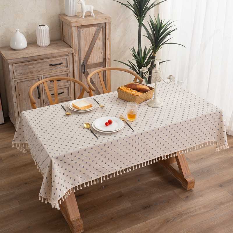 Modern Minimalist Made Of Polyester-cotton Fabric With Printed Daisies And Tassels, Suitable For Home Use As A_voghion.com