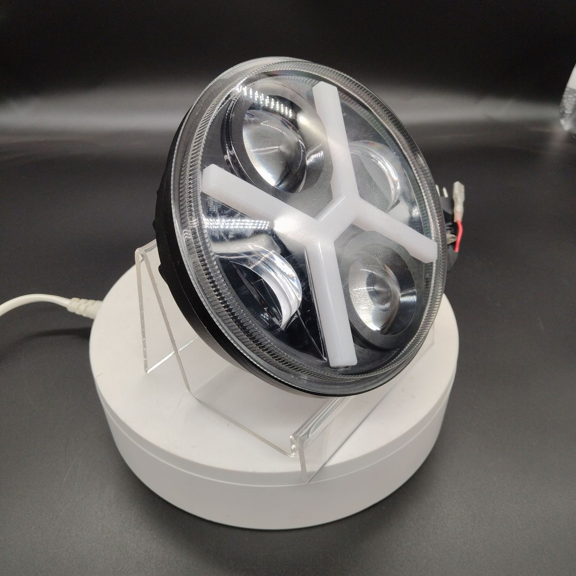 Cross-border LED headlight X-type aperture 5.75inch LED headlight modification for off-road vehicle lights Harley motorcycle headlamp