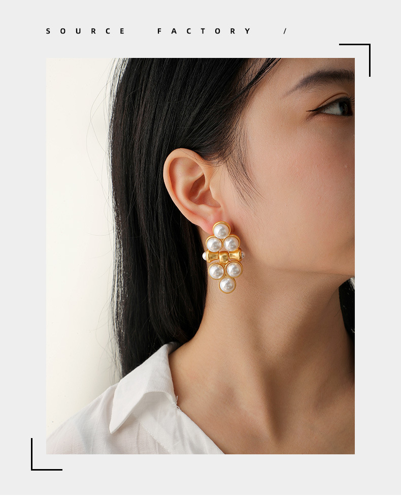 Fashion Geometric Copper Inlay Pearl Drop Earrings 1 Pair