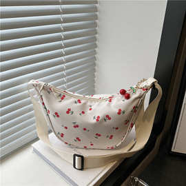 2025秋季新款法式小众腋下包时尚小樱桃印花简约手拎包腋下饺子包
