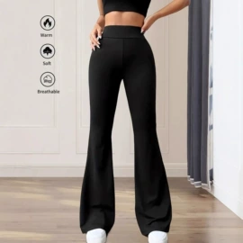 连衣裙;女式T恤;休闲裤