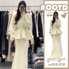 冬季温柔系穿搭女2025新款韩版收腰显瘦针织毛衣百搭半身裙两件套