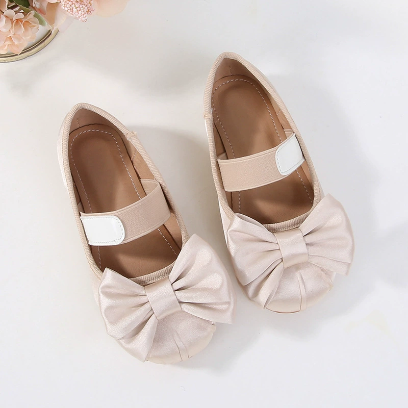 Маленькие кожаные туфли для девочек 2025 весна и осень новое платье балет детские кроссовки для девочек
