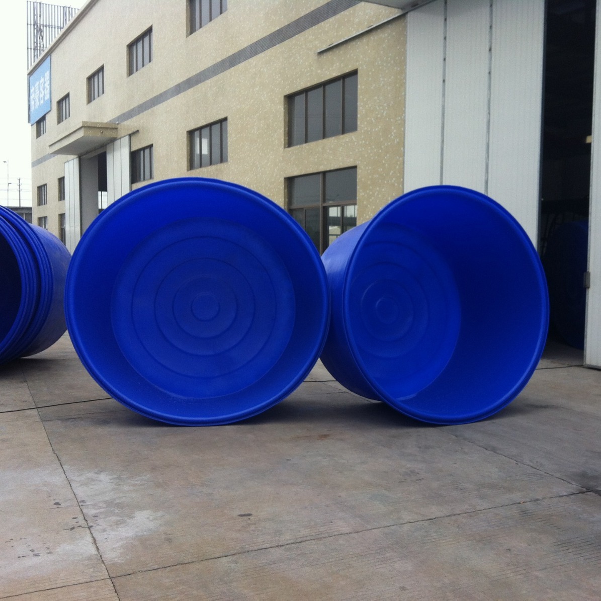 供应3000Lpe腌制桶，3000L塑料圆桶，3吨PE圆桶