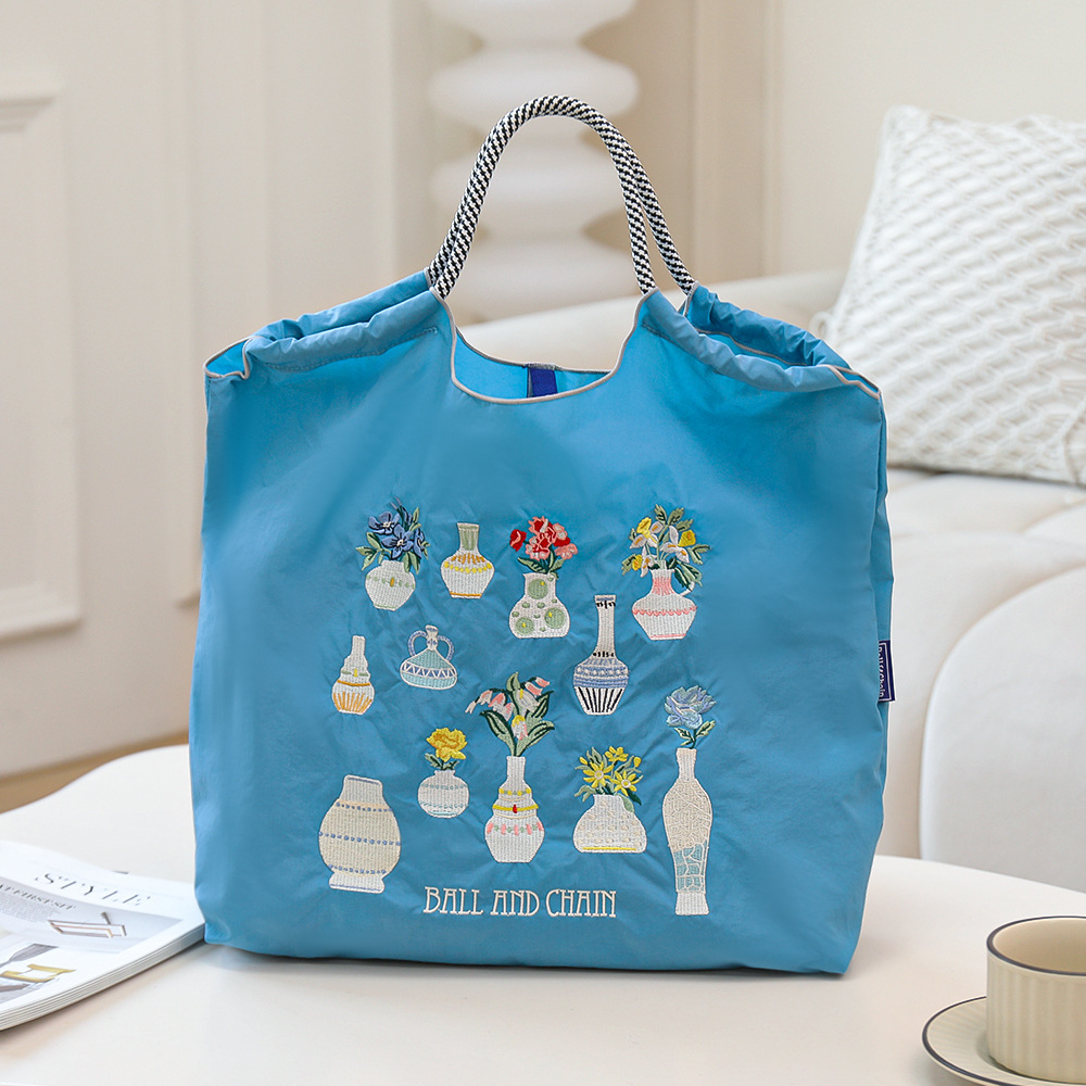 레이크 블루·꽃꽂이