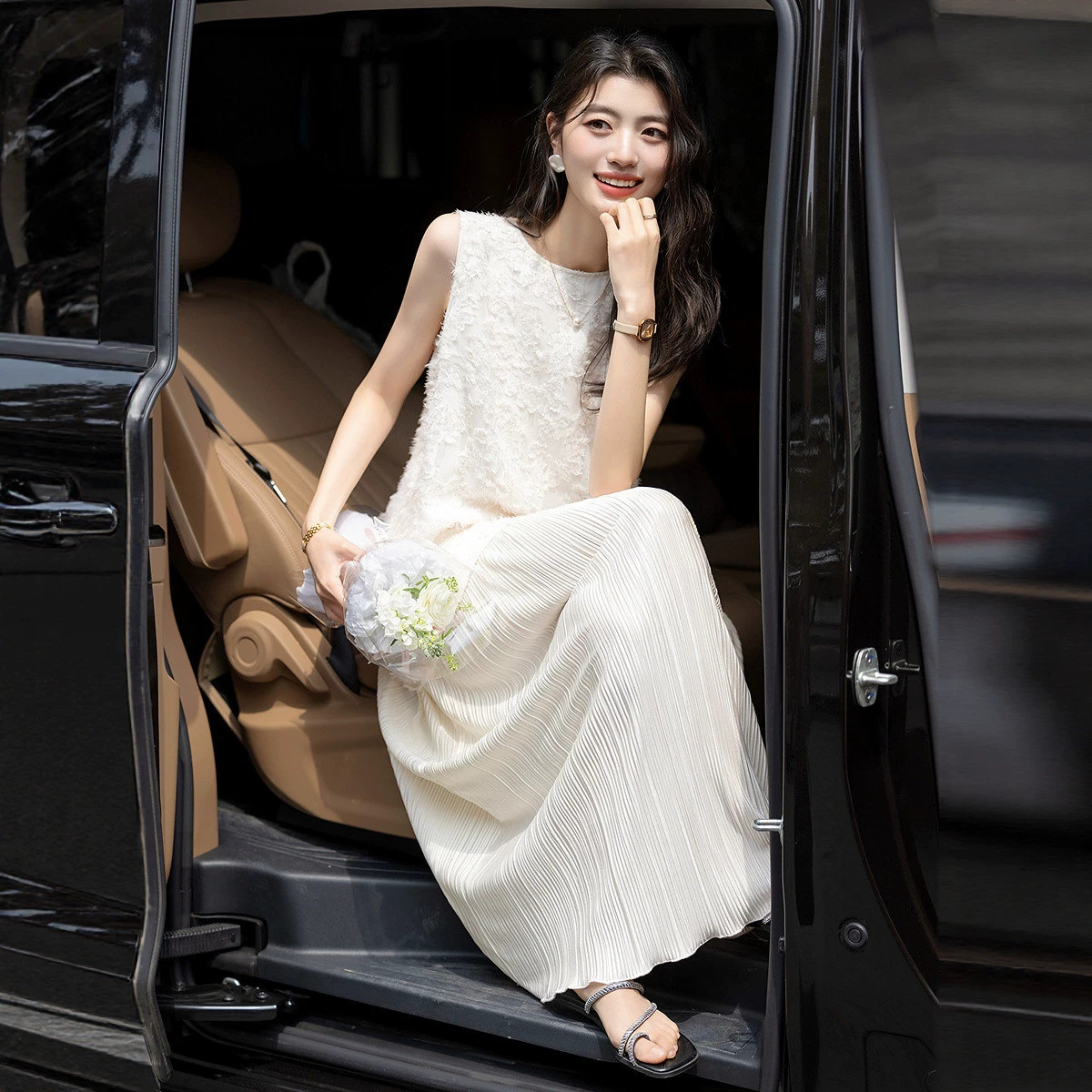 Đầm suông nữ midi phong cách Pháp, thiết kế giả hai lớp, dáng thẳng không eo, xếp ly nhẹ — Hạnh nhân trắng chi tiết 1