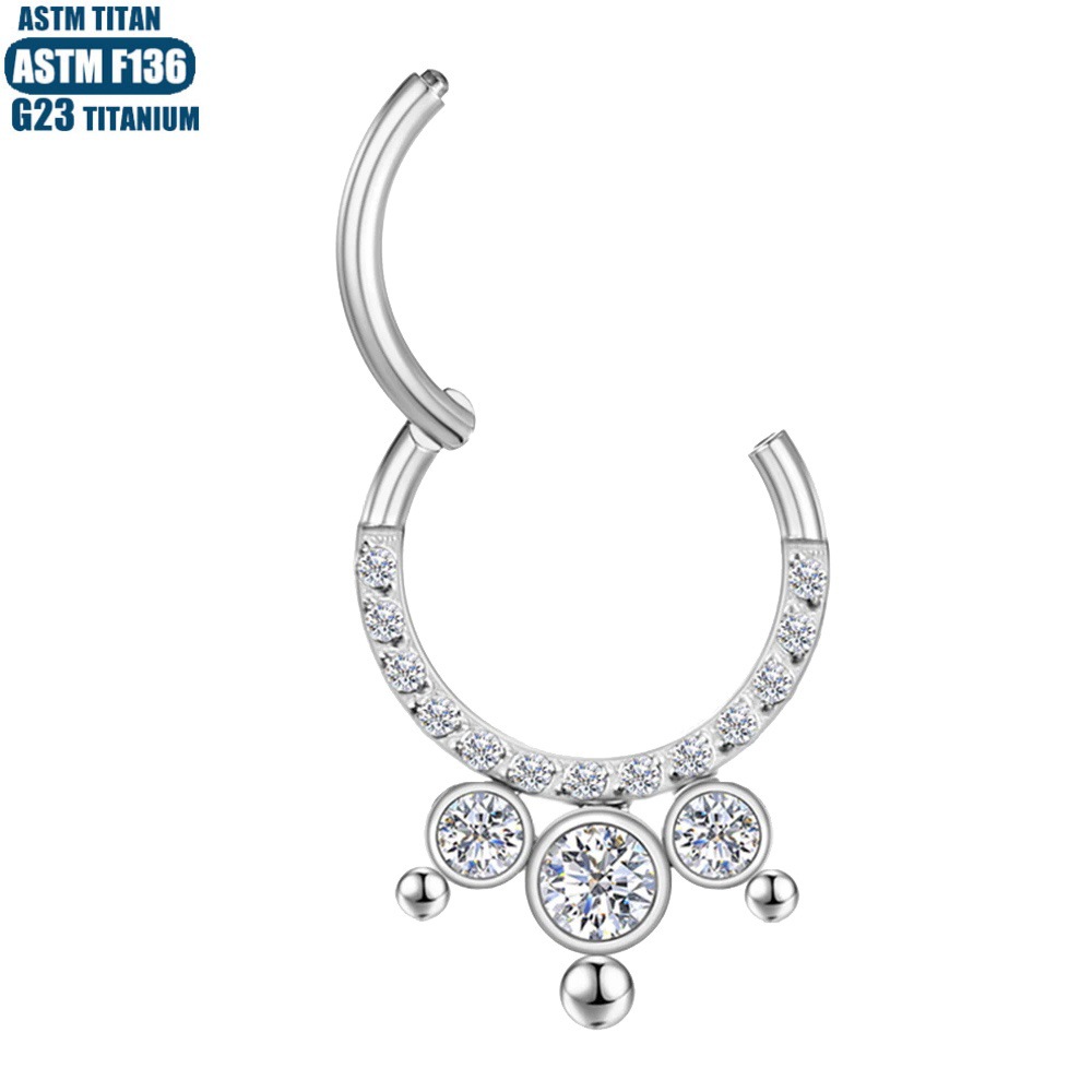 16G labret stud size and finish detail
