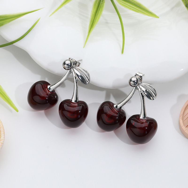 Aretes de cereza roja para mujer – colgante exquisito, fruta de imitación versátil, nuevo estilo