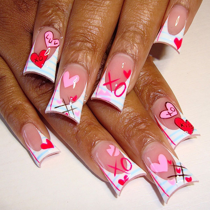 24 Pieces of Medium Duck Paw Valentine's Day French Nail Pieces Heart Cute Press-On Fake Nails Xo Duckbill Nail Pieces