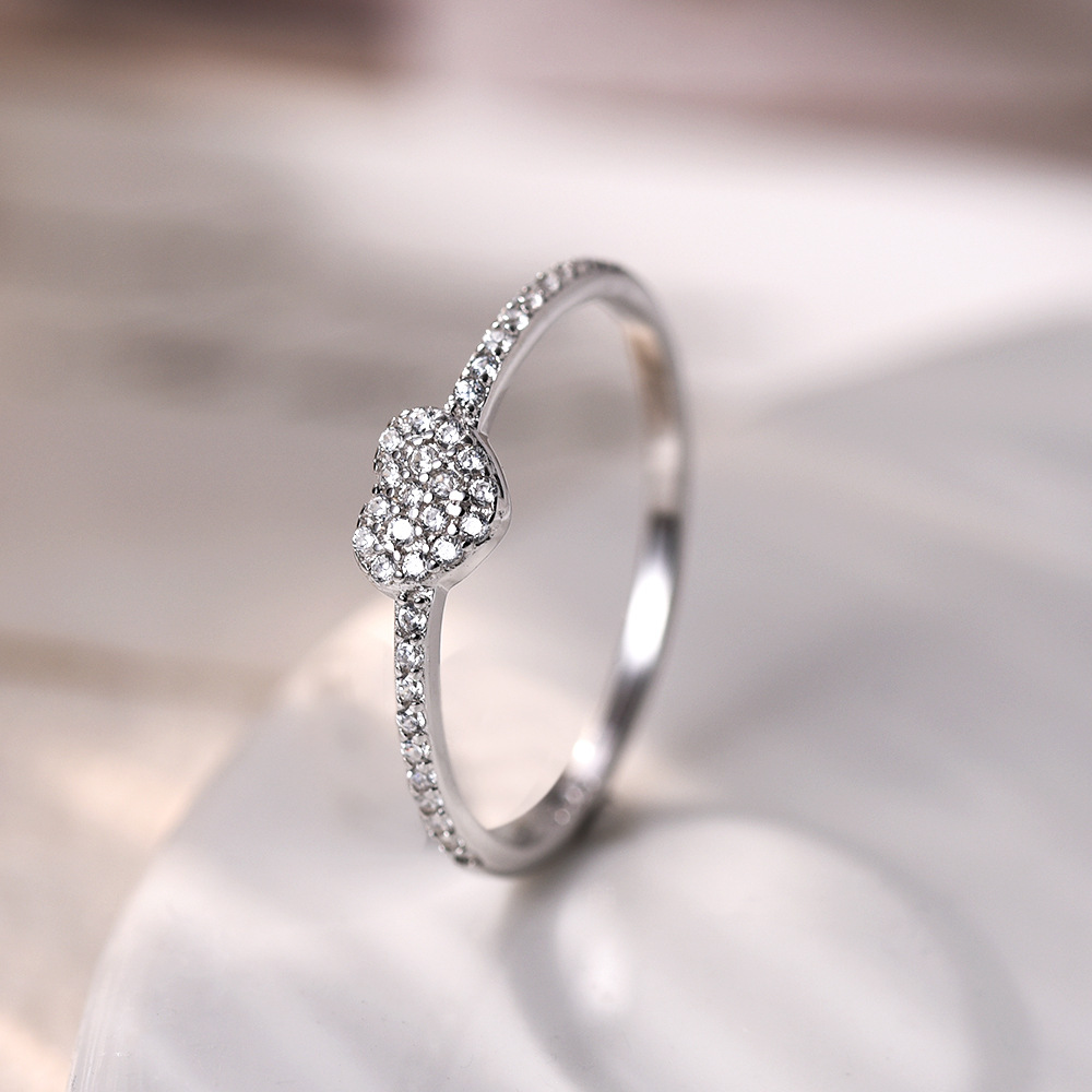 Fashionable universal stone inlay heart shaped with zircon