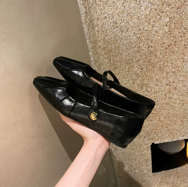 1369 black shoes (4cm)