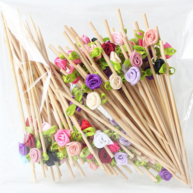 Nuevo producto decoración palo de bambú 100 piezas/paquete de fruta de dibujos animados lindo palo de bambú palo de hamburguesa palo de cóctel palo de bocadillo Amazon