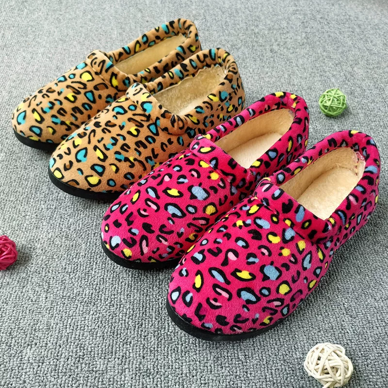 Новые тканевые туфли из Пекина, домашние хлопковые тапочки, комнатные тапочки, повседневные женские хлопковые туфли из замши на мягкой подошве, удобные и универсальные.