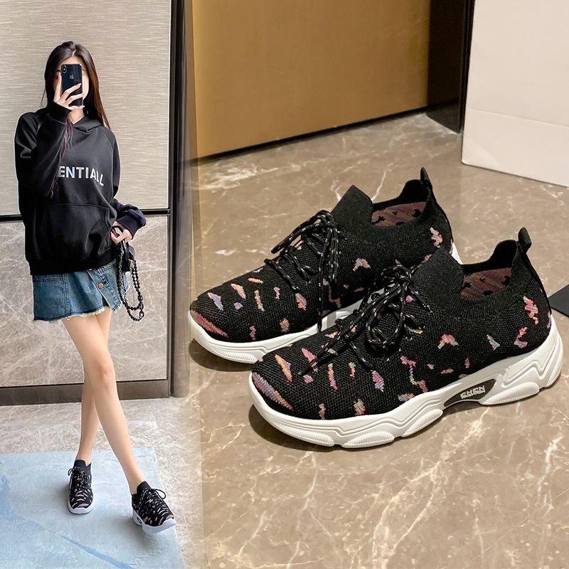 White Sneakers Women's 2024 New Trendy Breathable Versatile Thick Sole Casual Women's Spring Sports Shoes