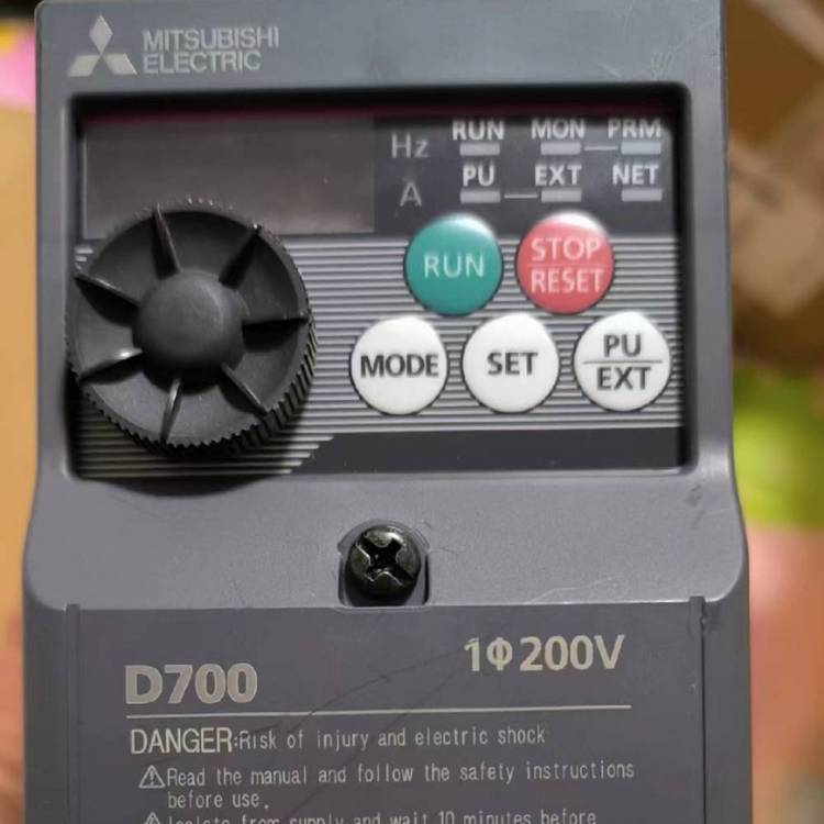 三菱E700系列变频器 FR-E740-11K-CHT 380V 11KW议价