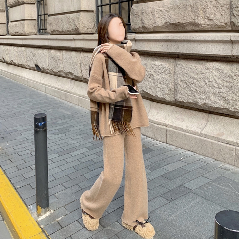 Autumn knitted sweater