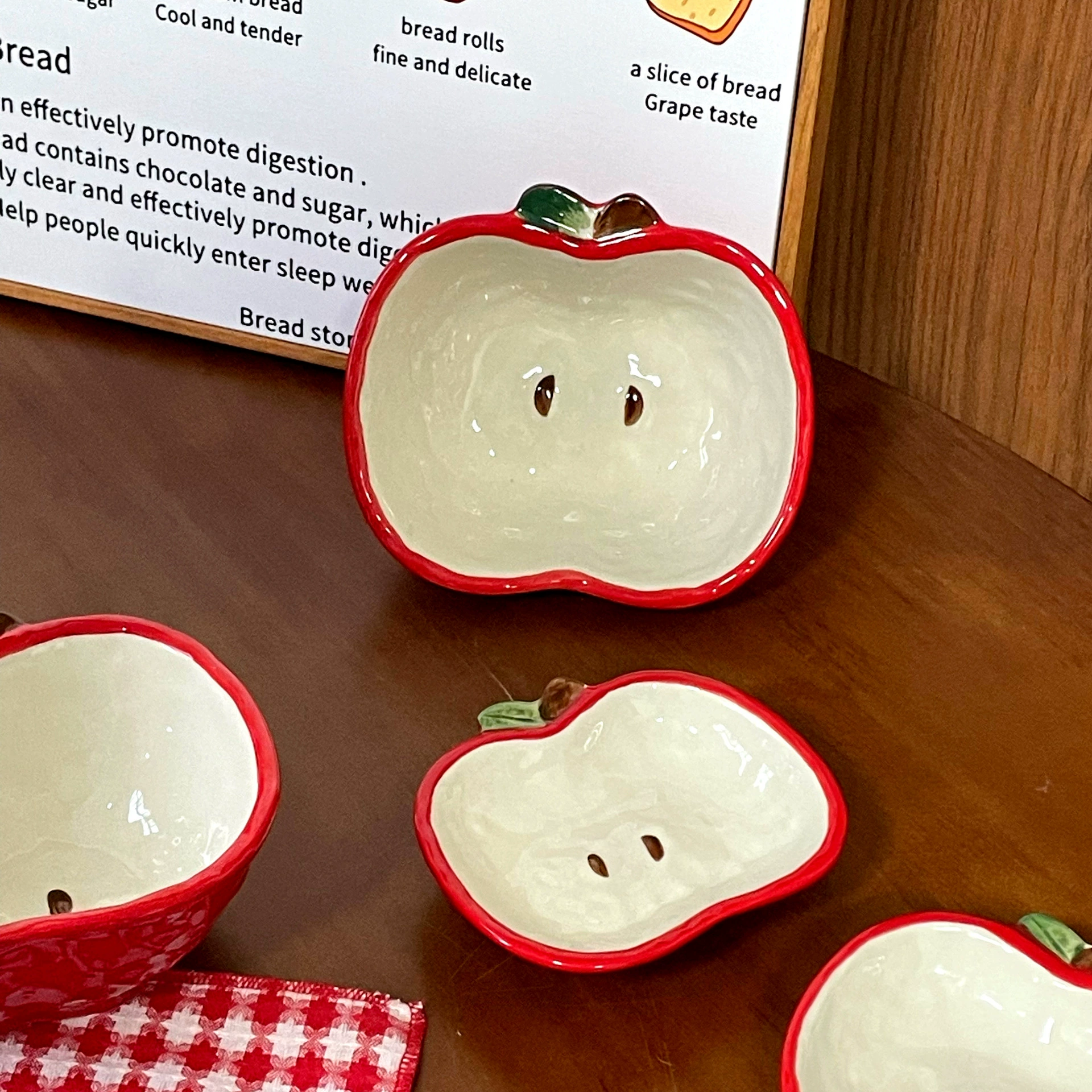 Cute creative apple shape ceramic dishes kitchen utensils dining table placing decoration t practical decoration both