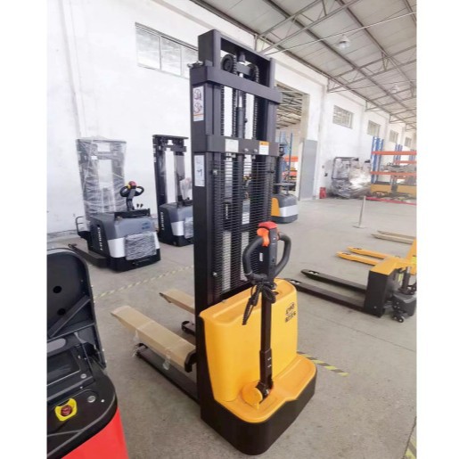 储力电动堆高车托盘堆垛储力叉车配件锂电搬运车电瓶叉车配件