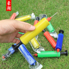 メーカー直営の便利なミニ空気入れの空気針のボールの小さいバスケットボールのサッカーの手は空気入れの筒の現物の卸売りを押します。