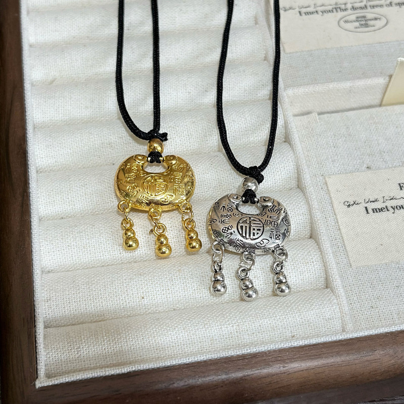 Nuevo Baifuku calabaza Liusu Fat Fu Lock colgante collar de cadena suéter