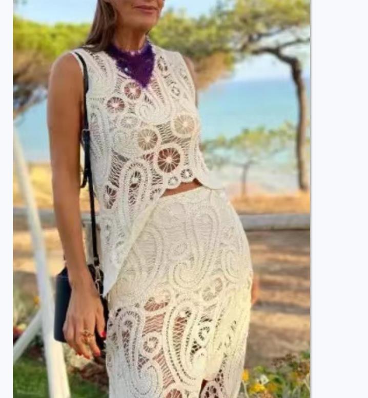 Fashion Knitted Crop Top and Midi Skirt Set 3
