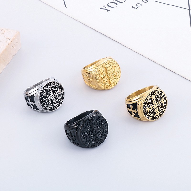 Викинговые ретро -руны Rune Rugs Ring Europe и персонализированная нефтяная стальная сталь CSPB Cross Men's Ring