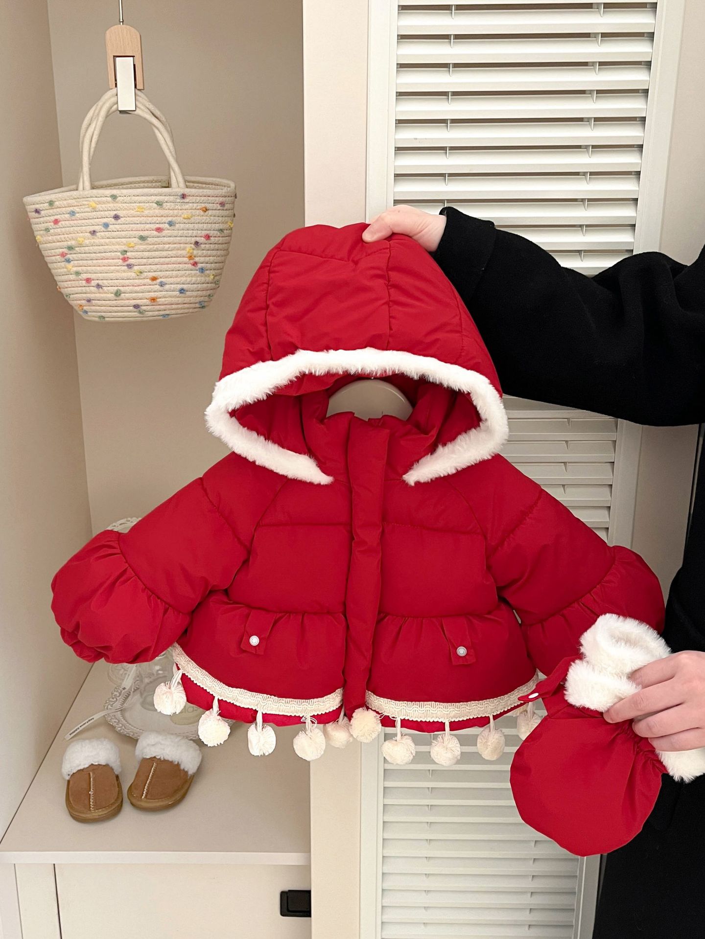 Niñas de invierno rojo algodón extranjero bebés encapuchados color de pelo grueso algodón bebés cálidos Año Nuevo