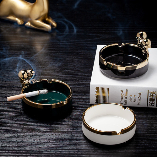 Creative ashtray ceramic home living room Nordic trendy fashionable office coffee table elf ashtray men's supplies