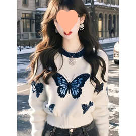 韩系独特绝美白色蝴蝶印花针织毛衣女冬季新款氛围感别致漂亮上衣