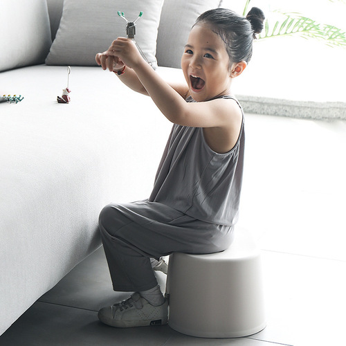 Thickened Japanese-style non-slip small bench plastic stool for adults, children and babies, bathroom bathing and shoe changing stool for home use
