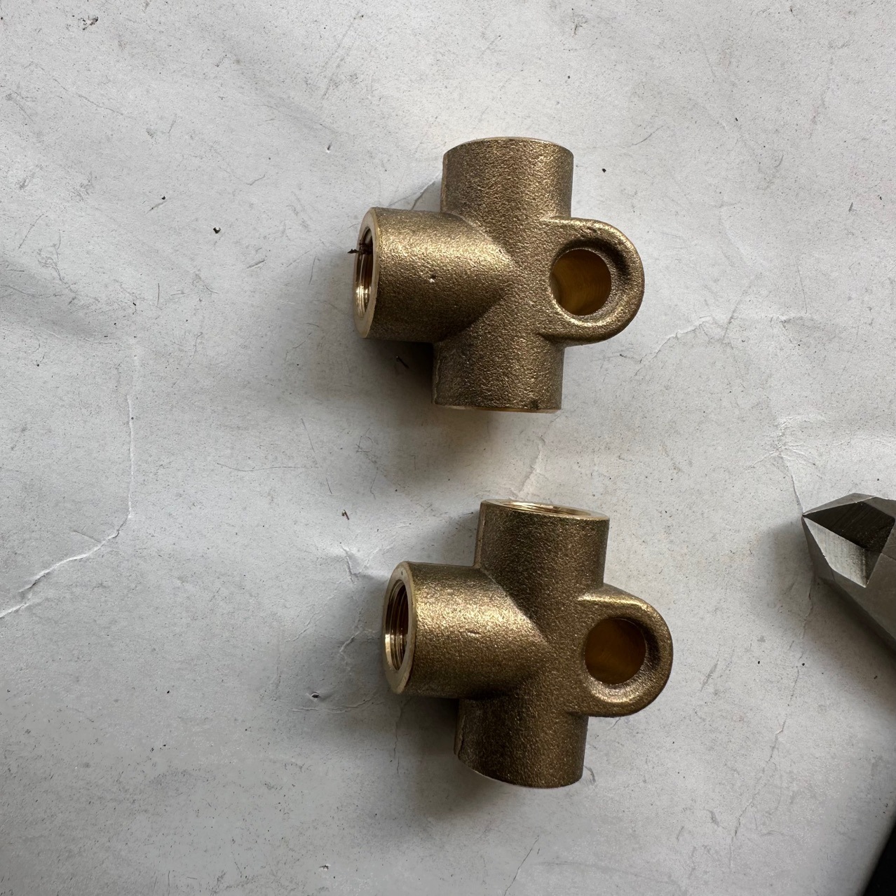 Brake Three-Way Four-Way Copper British and American Car Accessories Micro Car Accessories Cross-Border