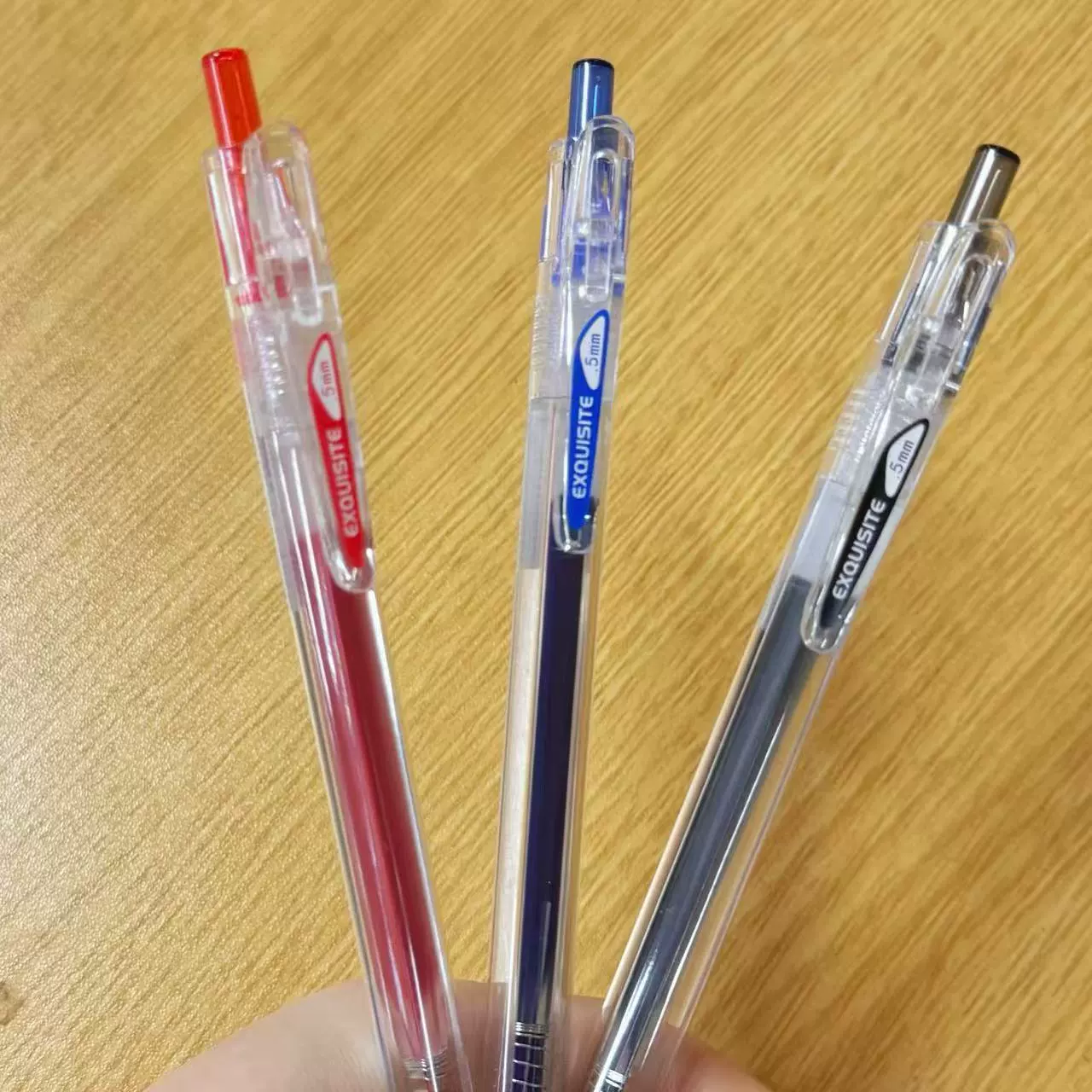 东米 905 Seiko Press Neutral Pen Large Capacity Double Beads 0.5CS Head Simple Transparent Neutral Pen Quick Dry Question
