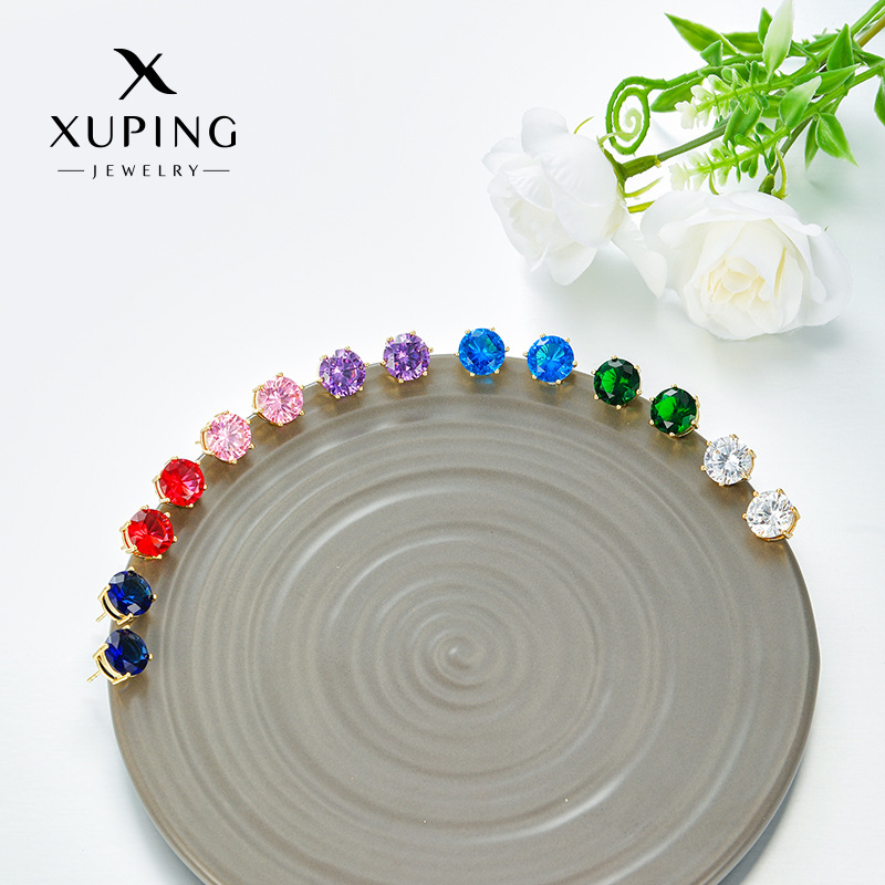 Xuping joyería ligera lujosa textura seis garras un solo perno de zircón clásico simple moda elegante perno al por mayor