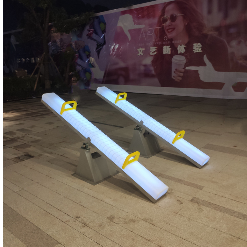 2.6 luminescence Seesaw Colorful Discoloration Recreation square children Market activity arrangement prop Chen