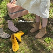 2025年夏季新款儿童凉鞋时尚英伦风镂空透气女童洞洞短靴真皮靴子