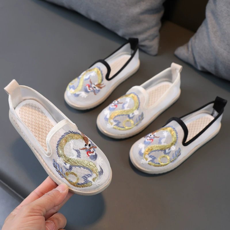 Старые пекинские туфли из ткани весной и осенью новая конская юбка обувь с вышивкой