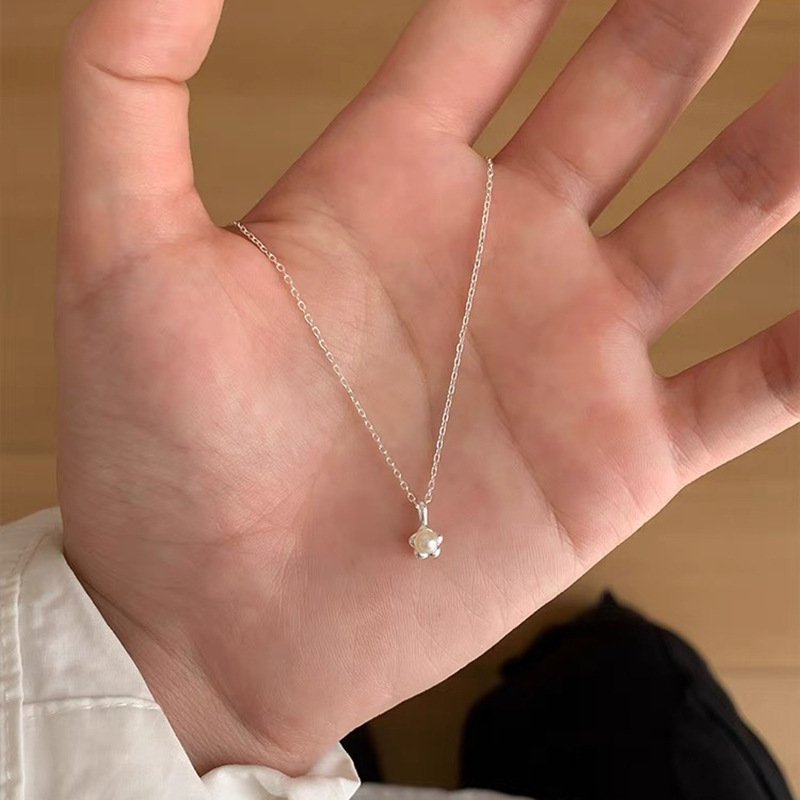 日常的に多用途な S925 スターリングシルバー アクアマリン バタフライ ネックレス、女性用、色あせしない、ニッチなハイエンドの軽い高級鎖骨チェーン、新しい|undefined