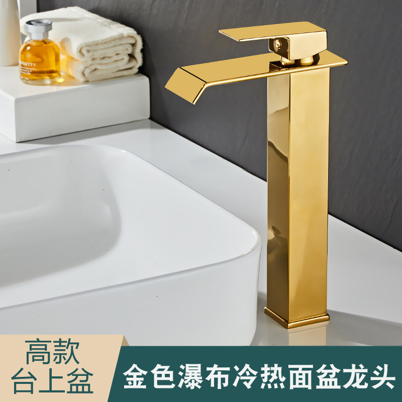 Nórdico cascada negra agua caliente y fría lavabo