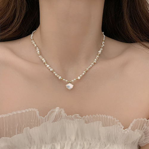 Freshwater Pearl Mother-of-Pearl Cloud-like Elegant Style Necklace with Freshwater Pearls, Simple and Fashionable Netizen Choker Bracelet Set