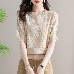 Middle-aged mother summer short sleeve V-neck T-shirt belly-covering top 2023 New elegant women's thin ice silk sweater