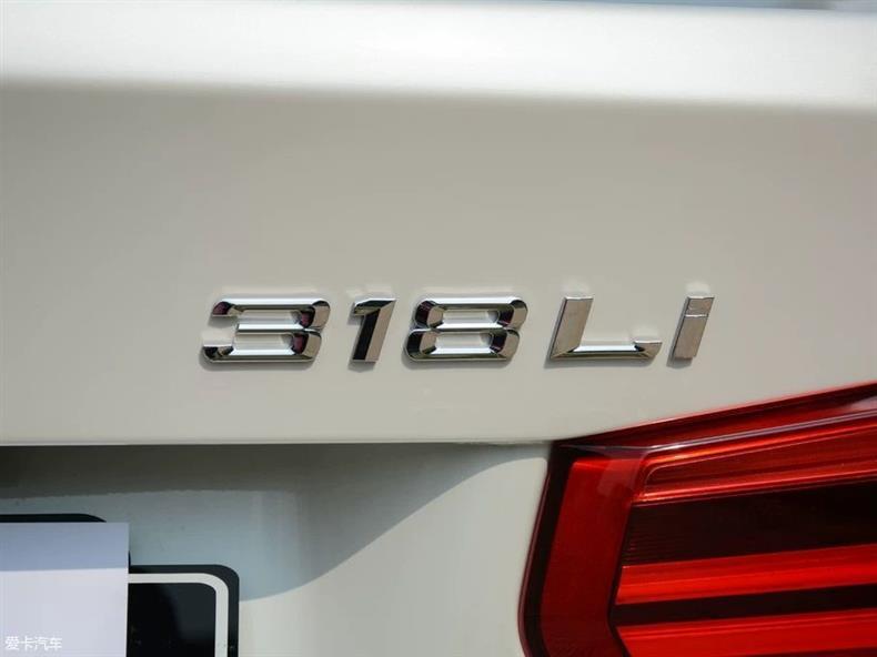 Suitable for BMW 318i, 320i, 325i, 328i, 330i, 335i, 340i car emblems, letter emblems, rear emblems, tail emblems, and number emblems